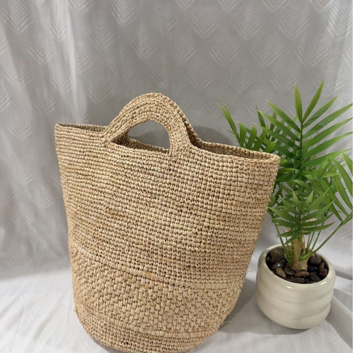 Women Bags Handmade - กระเป๋าโบฮีเมียนทำจากฟางราฟเฟีย กระเป๋าสานทรงถังทำมือสำหรับผู้หญิง กระเป๋าถือสำหรับฤดูร้อน กระเป๋าชายหาด กระเป๋าช้อปปิ้งจากฟางธรรมชาติแบบใหม่
