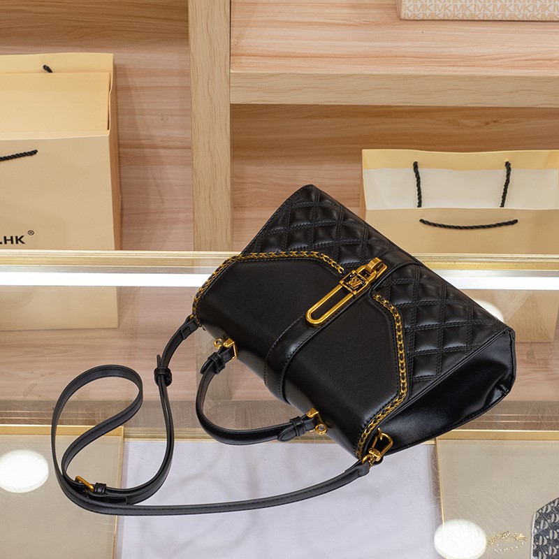 กระเป๋าถือผู้หญิงแบรนด์หรูหราเ - Women Bags High End Brands บทวิจารณ์และราคา