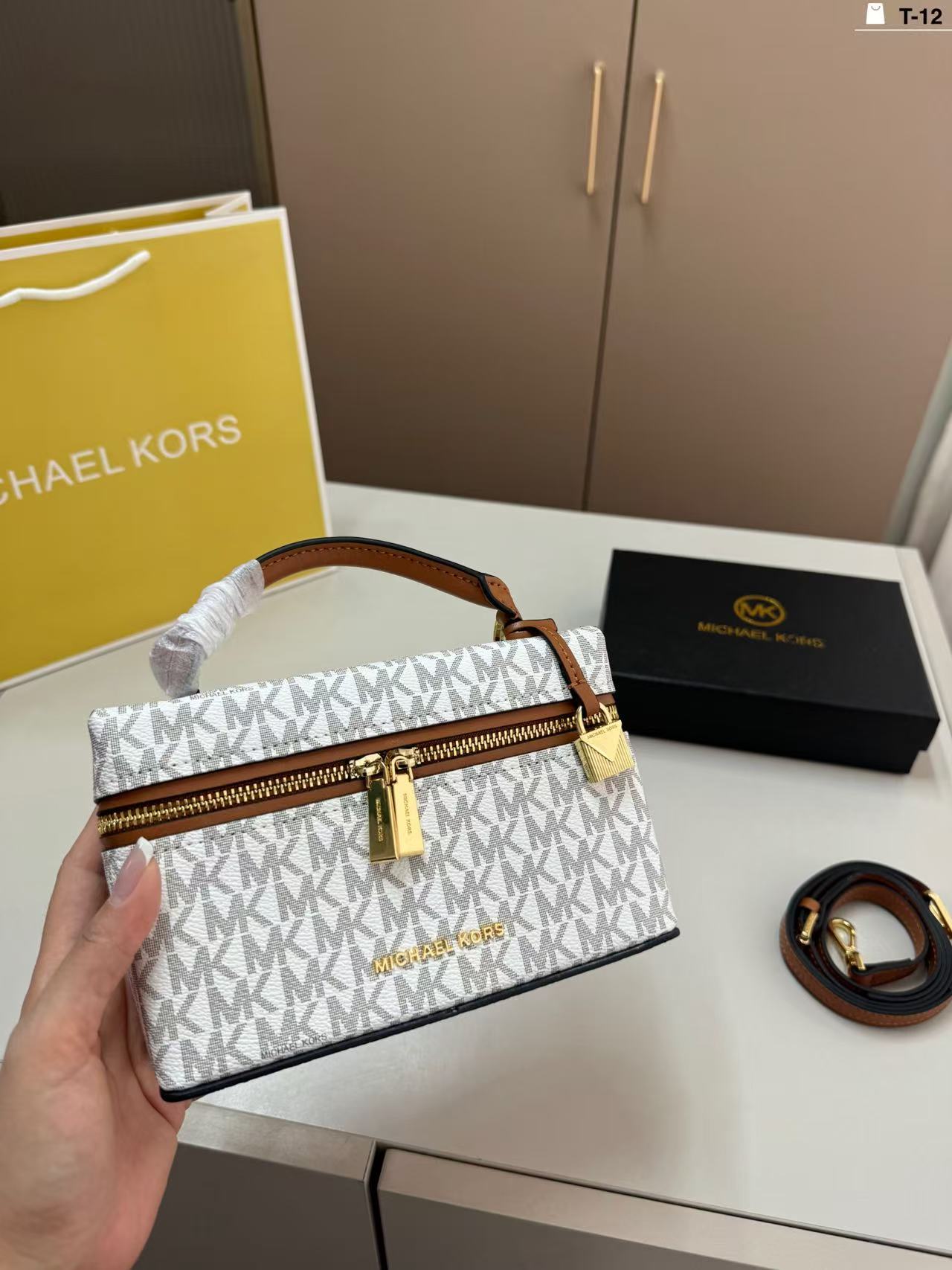 กระเป๋าโท้ทคุณภาพสูงสำหรับผู้ห - Women'S Tote Bags Michael Kors บทวิจารณ์และราคา