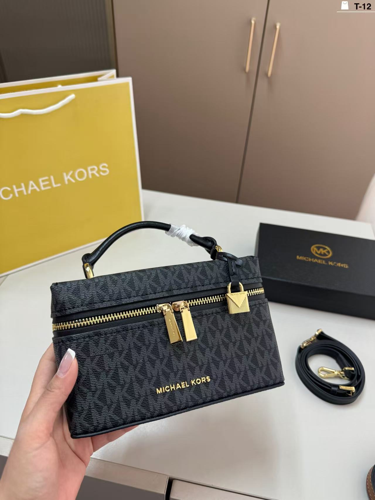 กระเป๋าโท้ทคุณภาพสูงสำหรับผู้ห - Women'S Tote Bags Michael Kors บทวิจารณ์และราคา