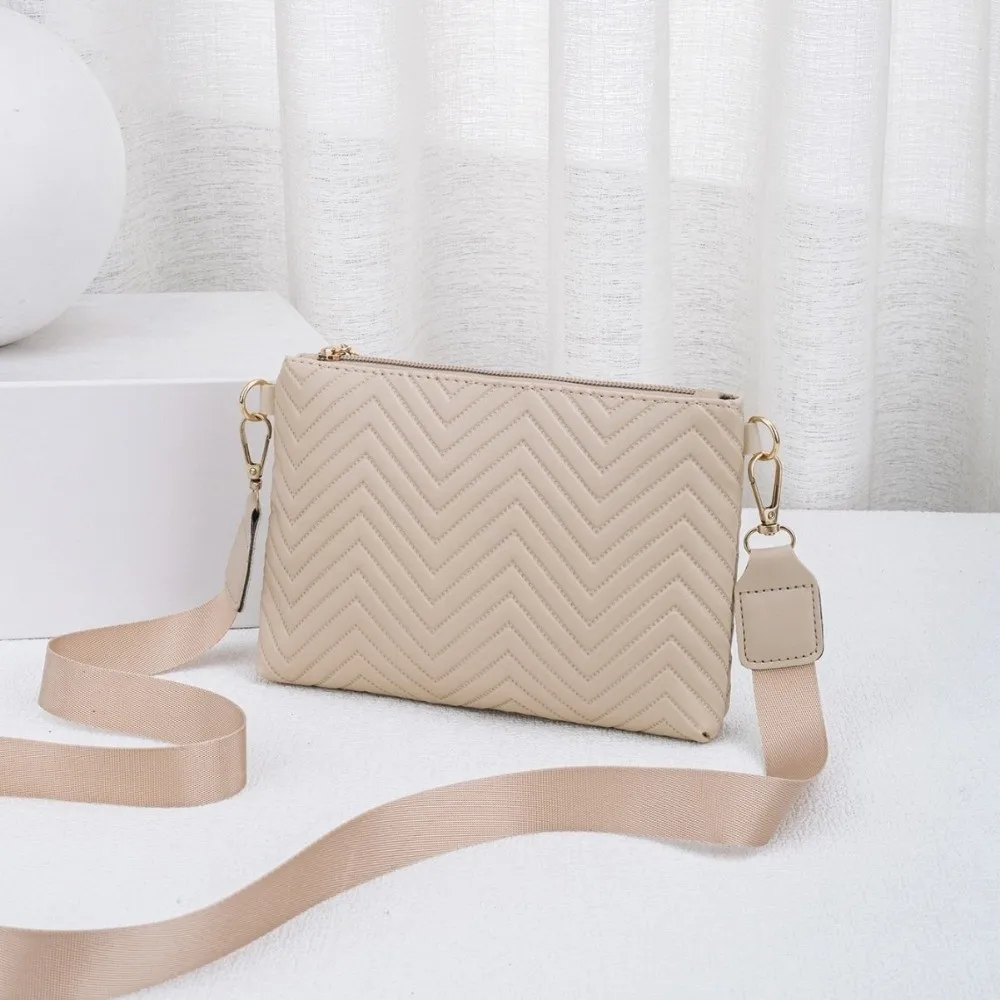 กระเป๋าสะพายข้างแบบมินิมอลลายค - Mini Purse Chain บทวิจารณ์และราคา