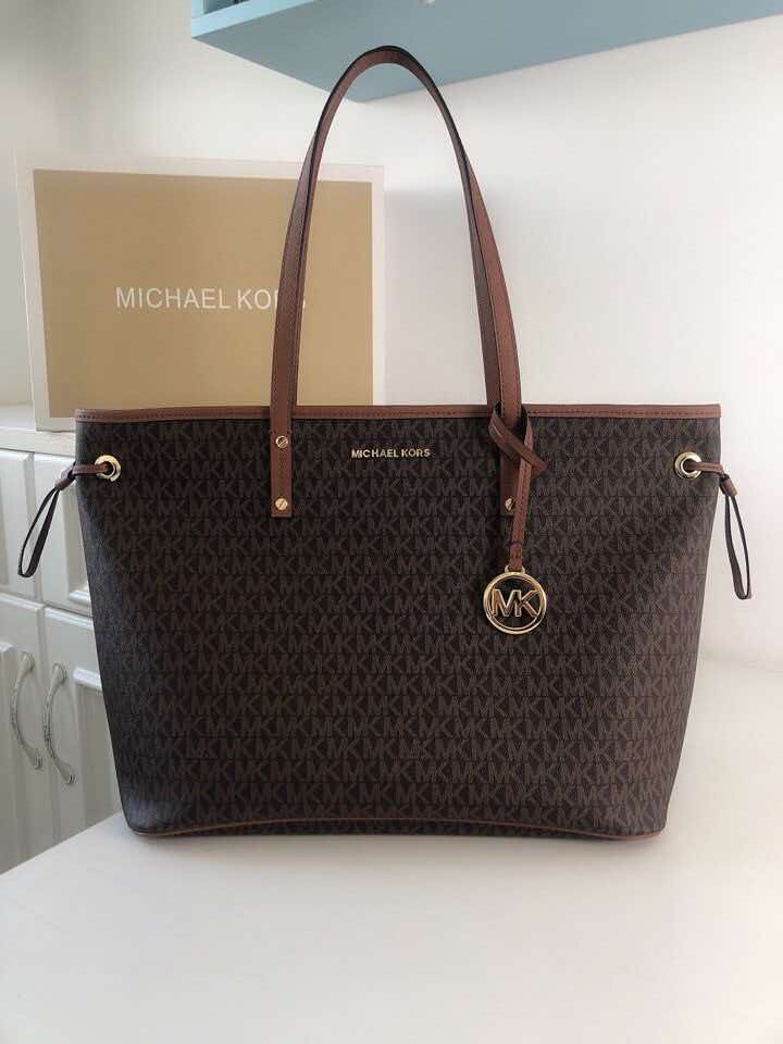 กระเป๋าโท้ทขนาดใหญ่สำหรับผู้หญ - Women'S Tote Bags Michael Kors บทวิจารณ์และราคา