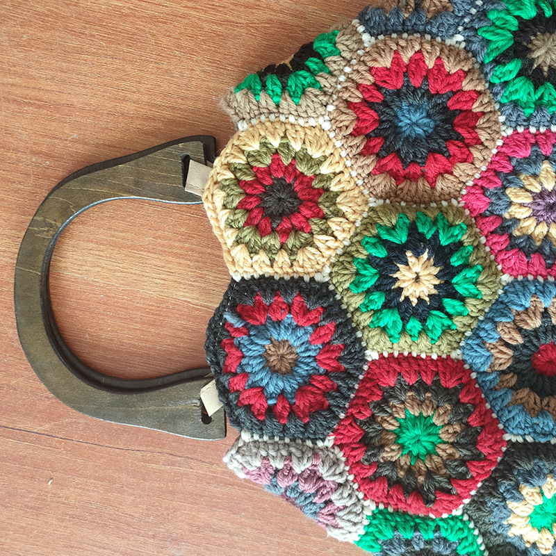 กระเป๋าถือโครเชต์ลาย Granny Sq - Women Bags Handmade บทวิจารณ์และราคา